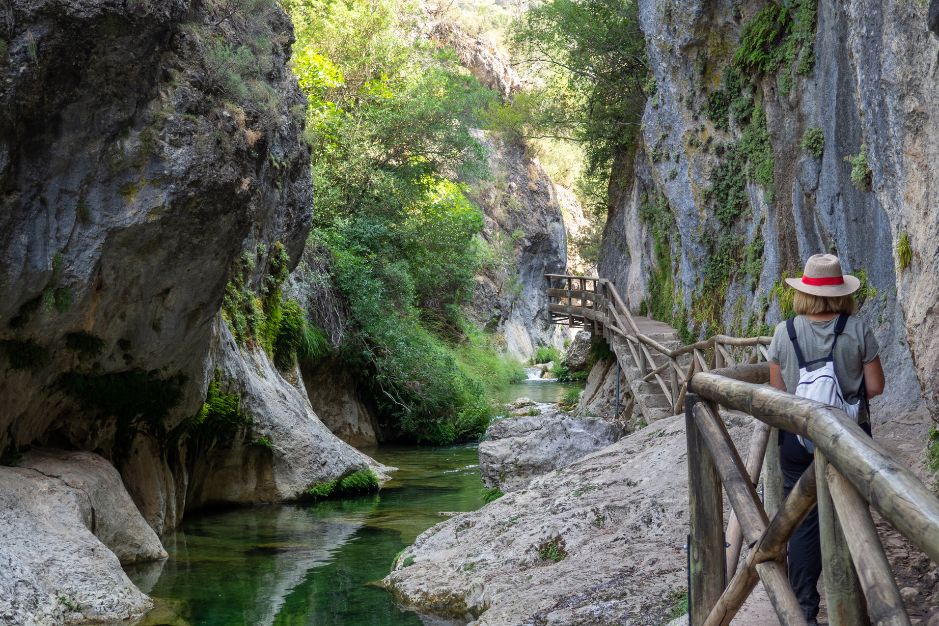 deportes de aventura en la Sierra de Cazorla Hotel de montaña La hortizuela arroyo frio